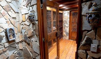 9307 Oak Trl, Ashland, VA 23005