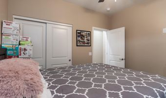 14594 S AVALON Rd, Arizona City, AZ 85123