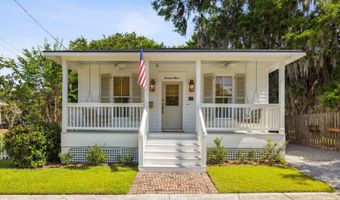 1711 Duke St, Beaufort, SC 29902