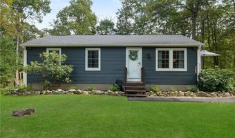 94 Maxson Hill Rd, Hopkinton, RI 02804
