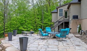 39403 State Route 689, Albany, OH 45710