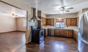 906 TOWNSEND Ave, Aztec, NM 87410