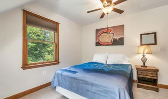 224 Rand Hill Rd, Alton, NH 03810