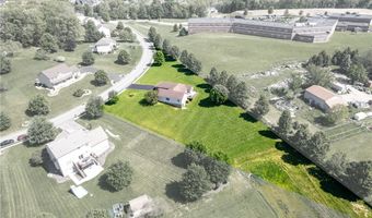 108 Winfield Manor Dr, Adams Twp., PA 16046