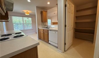 15 Pennine Ln, Bella Vista, AR 72714