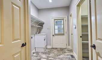 944 Southwick Dr, Alcoa, TN 37701