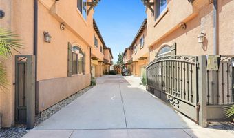 156 El Dorado St B, Arcadia, CA 91006