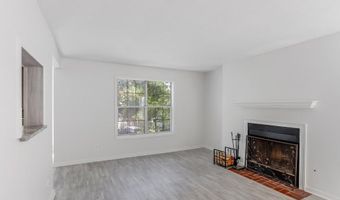 1008 Glenleaf Dr, Peachtree Corners, GA 30092