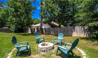 2746 Westbury Dr, Benton, AR 72015