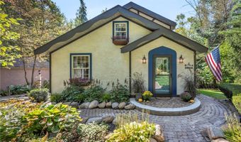 3596 Glenwood Dr, Austinburg, OH 44010
