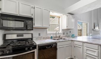 2776 Saint Charles Ln NW, Kennesaw, GA 30144