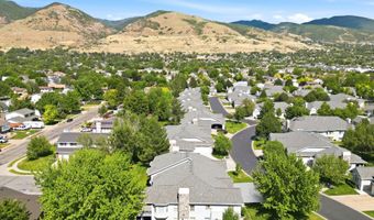 178 COUNTRY SPRINGS Dr, Bountiful, UT 84010