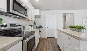 5021 Allentown St, Caldwell, ID 83605