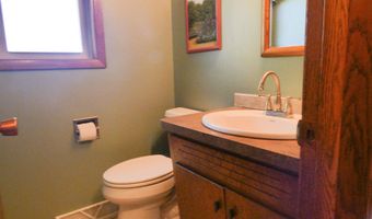 512 W MICHIGAN St, Appleton, WI 54911