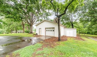 520 Eastwood Park Cir, Albemarle, NC 28001
