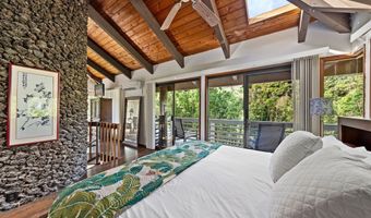 1444 W Kuiaha Rd, Haiku, HI 96708