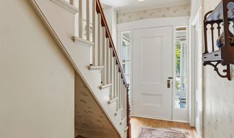 28 Chapel St, Augusta, ME 04330