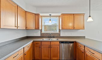 201 Nedra Dr, Barboursville, WV 25504