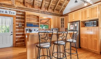 2588 Cemetery Rd, Auburn, KY 42206