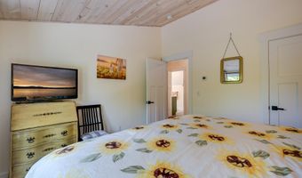 619 Grandview Rd, Conway, NH 03860