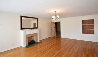 207 E Stockton Ave, Alpine, TX 79830