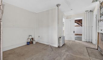 6 Amherst St, Augusta, ME 04330