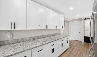 4824 Manchester Rd, Akron, OH 44319