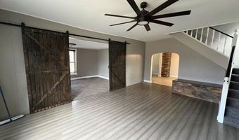 903 L St, Aurora, NE 68818