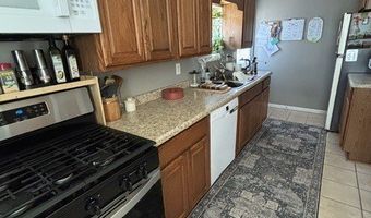 42160 N 5TH Ave, Antioch, IL 60002