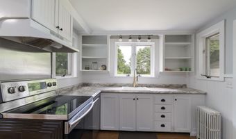 10 Blaine Ave, Augusta, ME 04330