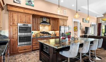 9267 7R Bar Rd, Angels Camp, CA 95222