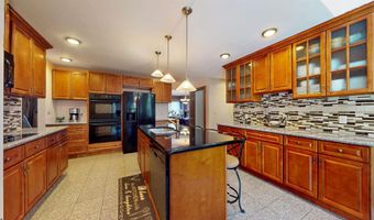 892 Hogbin Rd, Millville, NJ 08332