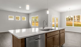 820 Fernwind Cir, Aberdeen, NC 28315