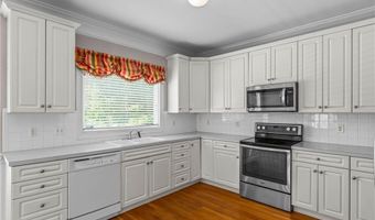 561 Oak Valley Blvd, Advance, NC 27006