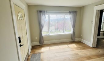 5017 Highland Park Ave, Altoona, PA 16602