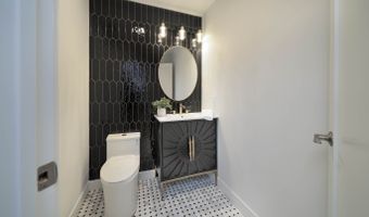 74 Quarry Dock Rd 74, Branford, CT 06405