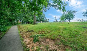 2505 ARLINGTON Blvd 102, Arlington, VA 22201