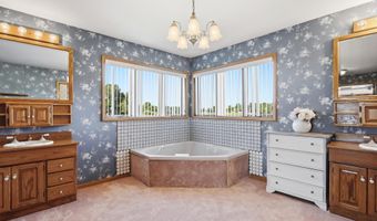 6095 E Division Rd, Angola, IN 46703