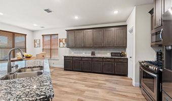 1121 Snowy Owl Dr, Alvarado, TX 76009