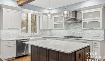 7787 S Gracemoor Ct SE, Alto, MI 49302