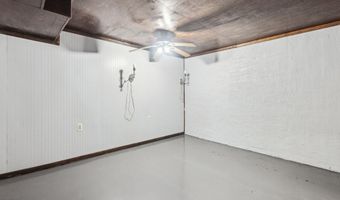 18134 Cleveland Rd, Abingdon, VA 24211