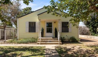 711 NW 7th St, Andrews, TX 79714