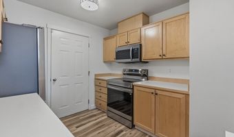 14575 SW MAGPIE Ln 102, Beaverton, OR 97007