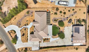 19420 Red Feather Rd, Apple Valley, CA 92307