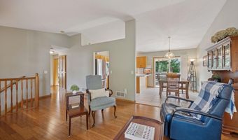 10555 56th St NE, Albertville, MN 55301