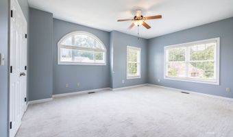 1 Pinewood Way, Athens, OH 45701