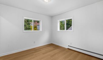 146 Chicoine Ave, Auburn, ME 04210