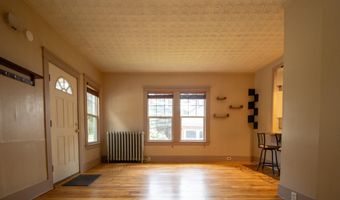 99 Gamage Ave, Auburn, ME 04210