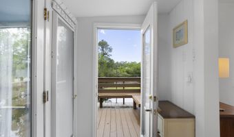 10091 River Dr, Bay St. Louis, MS 39520