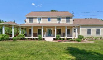 43 Skyline Rd, Bangor, ME 04401